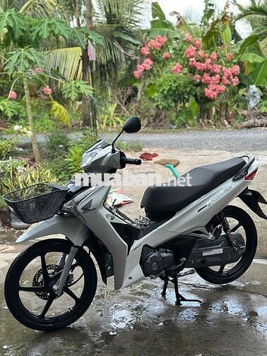 Honda Future 2018 Trắng đen