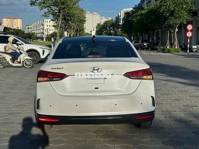cần bán accent sx 2021 at bản 1.4 tiêu chuẩn 1 chu
