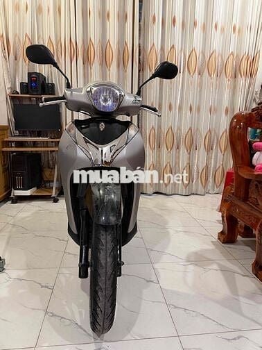 Honda SH mode 2018 bạc nhám