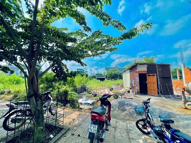 Đất bán P.Quang Vinh 100m2 vị trí 2 Nguyễn Du thông sang Mega 4,68 tỷ