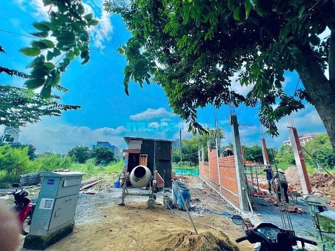 Đất bán P.Quang Vinh 100m2 vị trí 2 Nguyễn Du thông sang Mega 4,68 tỷ