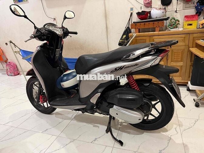 Honda SH mode 2018 bạc nhám