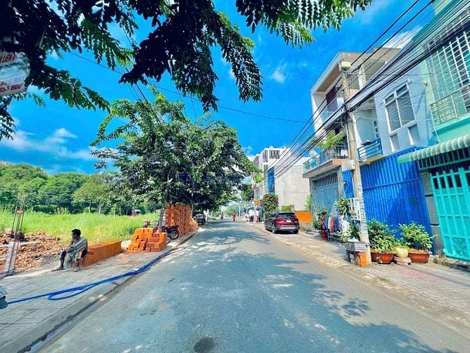 Đất bán P.Quang Vinh 100m2 vị trí 2 Nguyễn Du thông sang Mega 4,68 tỷ