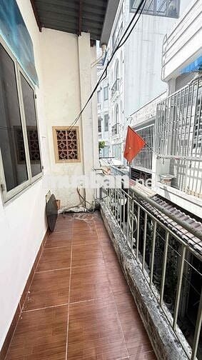 cho thuê nhà nhỏ 4x10 phù hợp gd ở