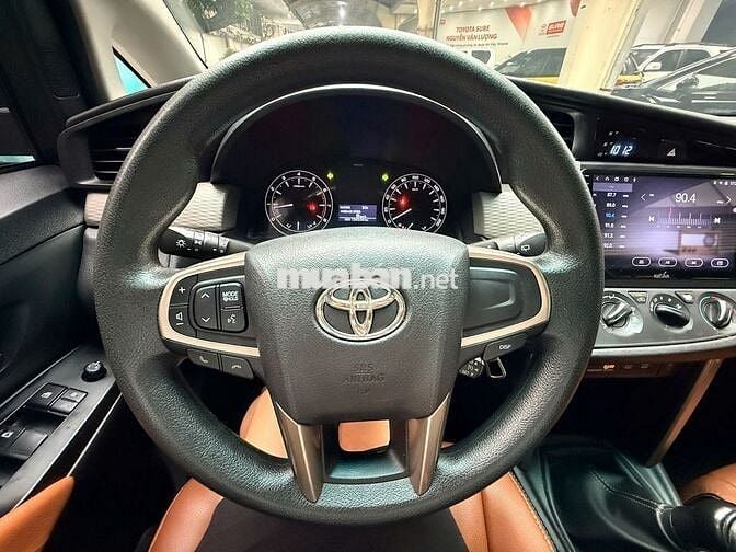 Innova E 2018 Số sàn màu Đồng, 134.000 cực hiếm