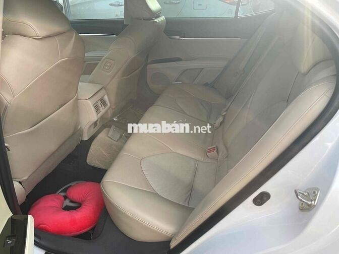 Toyota Camry 2.0G 2021 / Giá thương lượng