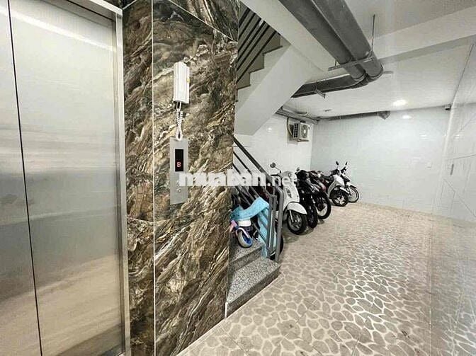 Phòng trọ có cửa sổ thoáng tại Tân Quy