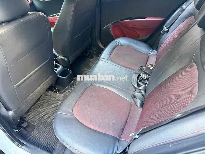 Hyundai Grand i10 2018 Trắng Tự động 59000 km