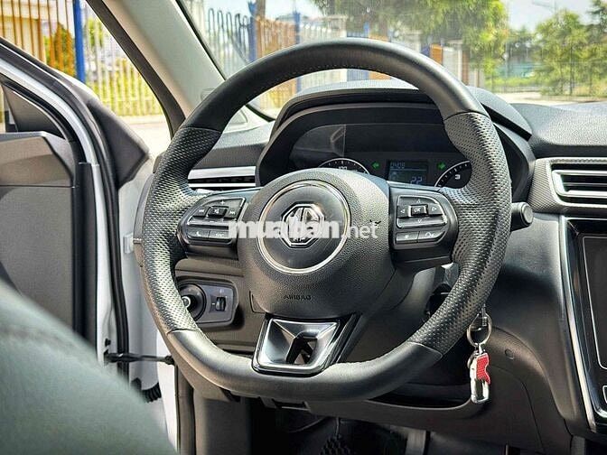 MG MG5 1.5L MT 2024 Số sàn Trắng 26000 km