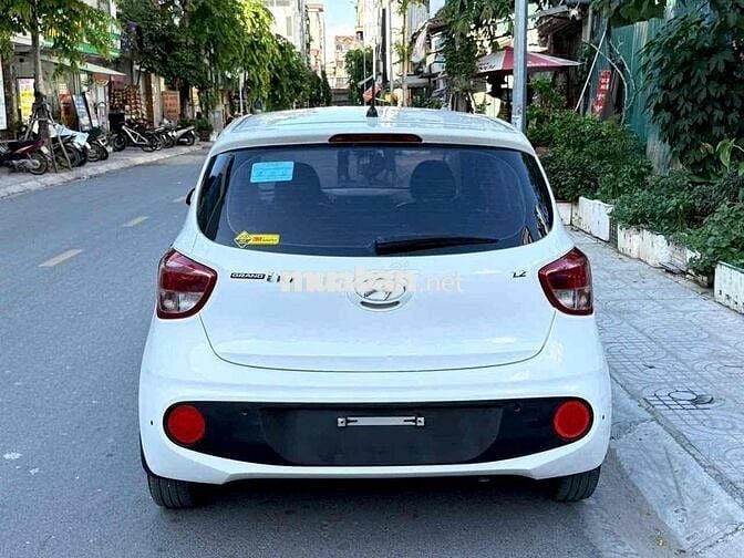 Hyundai Grand i10 2018 Trắng Tự động 59000 km