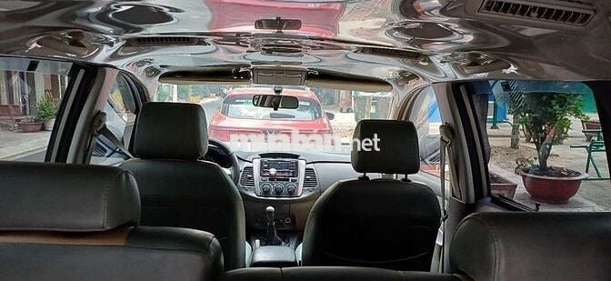Toyota Innova 2.0MT - 2013 Số sàn