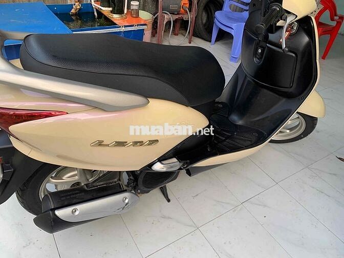 Honda Lead 110 Vàng kem Rất mới