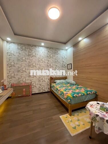 Nhà 6x20m, 4 tầng, KDC Tạ Quang Bửu, P.5, Q.8