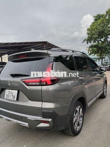 Mitsubishi Xpander Cross 2024 1.5 AT Premium.