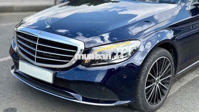 Mercedes-Benz C200 Exclusive 2021 Xanh/kem