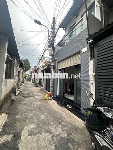 HẺM XE HƠI THÔNG - NGAY TRUNG TÂM NGUYỄN ẢNH THỦ - 3.3x10m - 2 TẦNG 