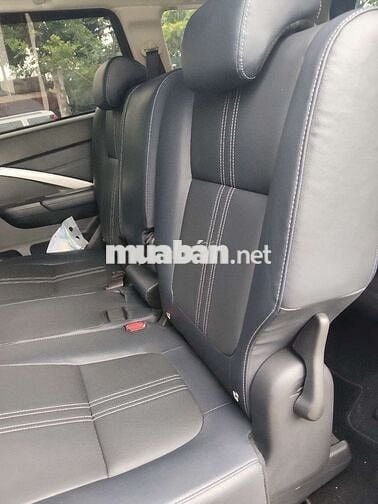 Mitsubishi Xpander Cross 2024 1.5 AT Premium.