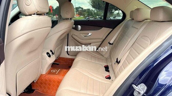 Mercedes-Benz C200 Exclusive 2021 Xanh/kem