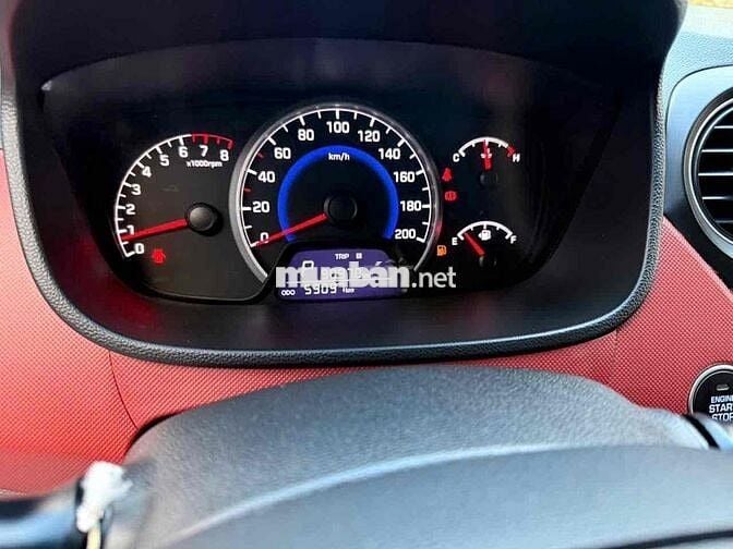Hyundai Grand i10 2018 Trắng Tự động 59000 km