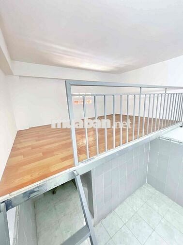 Phòng có gác giá rẻ ở Lê Văn Khương gần CVPMQT, ĐH Nguyễn Tất Thành