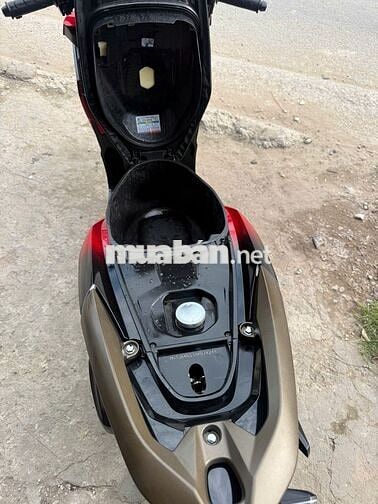 Honda Vario 125 2025 Đỏ đen 8000 km