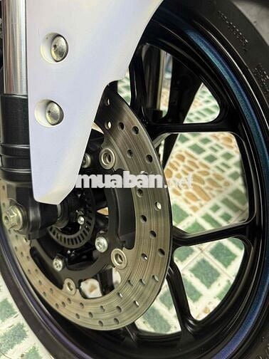 Yamaha R3 2026 Trắng Tím 8100 km