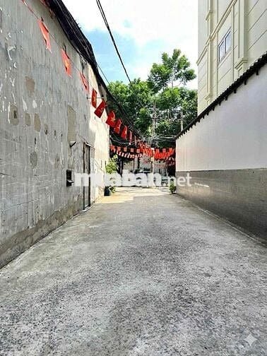 Nhà đẹp full nt hẻm xe hơi trung tâm quận Gò Vấp 2pn2wc xe hơi đỗ cửa