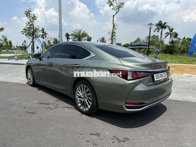 Lexus ES 250 2023 Xám 25.000 km