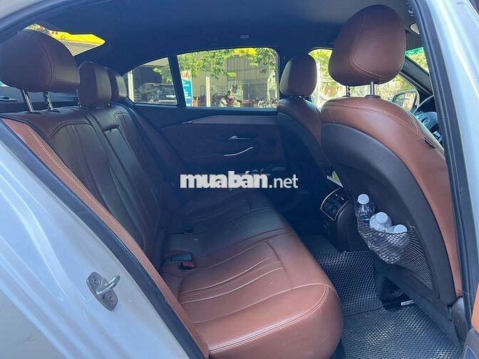 VinFast Lux A2.0 Premium 2019 Trắng 96.000 km