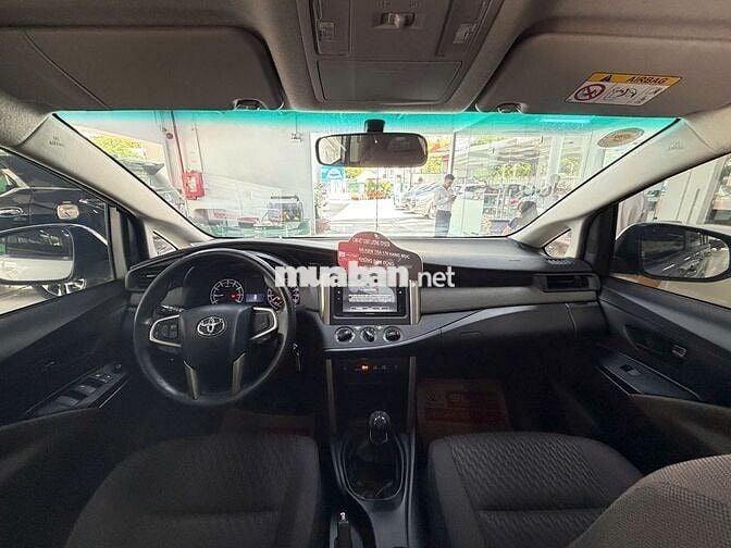8 CHỖ, SỐ SÀN - INNOVA 2.0E MT 2023 - XHĐ ĐỦ