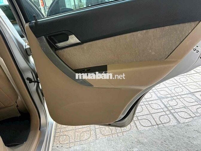 Chevrolet Aveo 2016 Bạc 5 chỗ