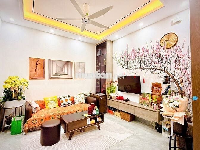 Cho thuê nhà 5 tầng hậu ái- vân canh hoài đức 