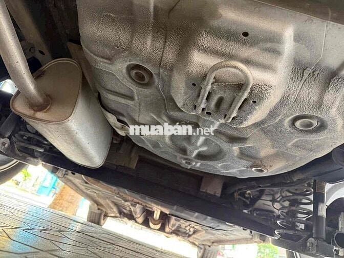 Chevrolet Aveo 2016 Bạc 5 chỗ