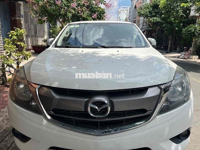 Mazda BT-50 Trắng