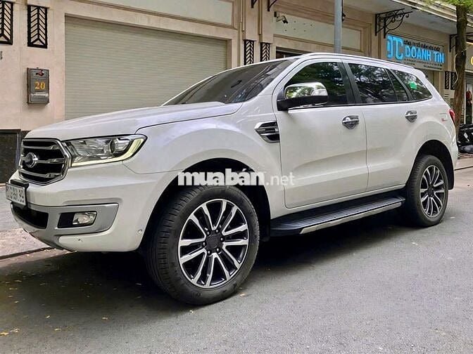 Ford Everest bản Titanium full 2 cầu sx 2019
