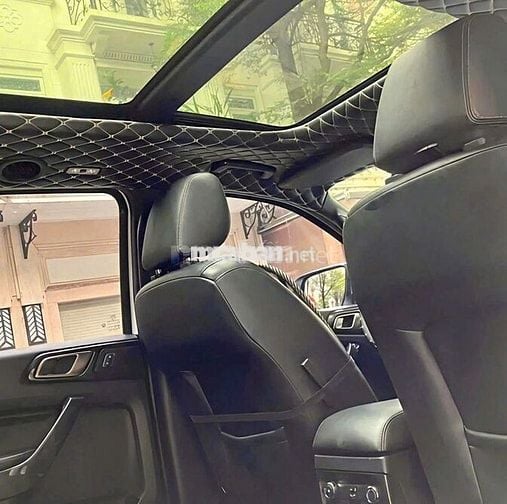 Ford Everest bản Titanium full 2 cầu sx 2019