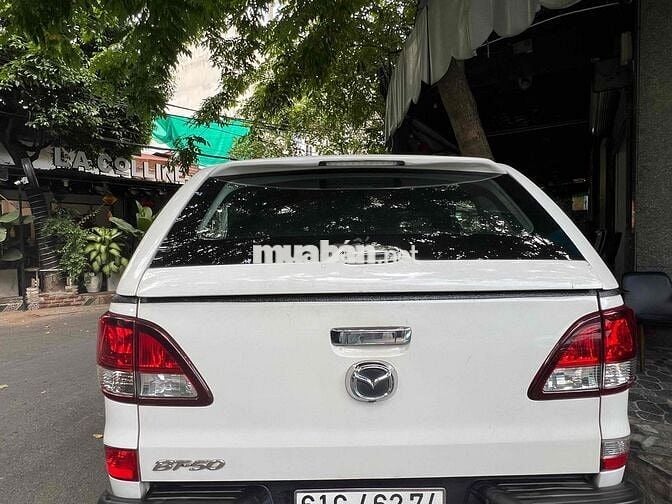 Mazda BT-50 Trắng