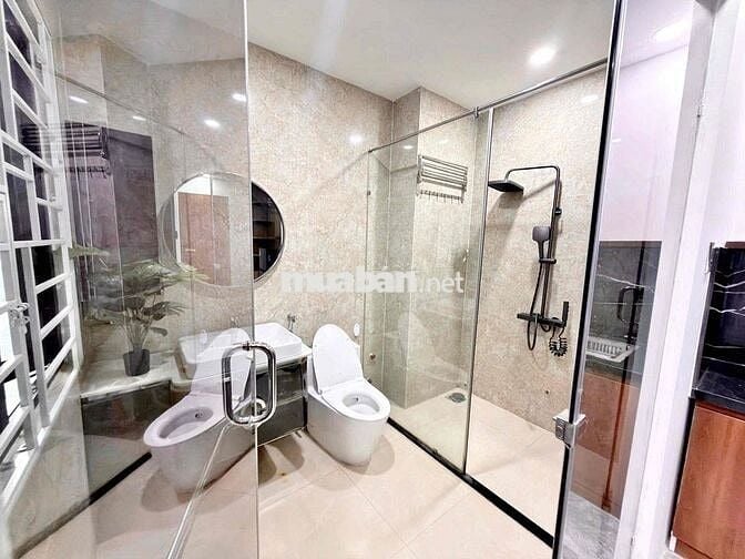 Cho Thuê Căn Hộ Mới 100% Gần Biển Hòn Chồng - Cách biển 200m