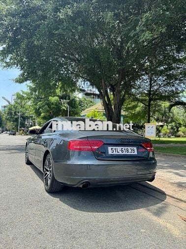 Audi A5 2009 Xám