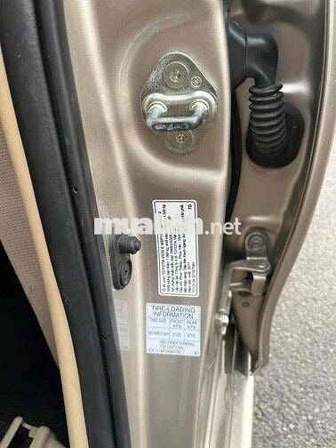 Toyota Vios Vàng cát Việt Nam