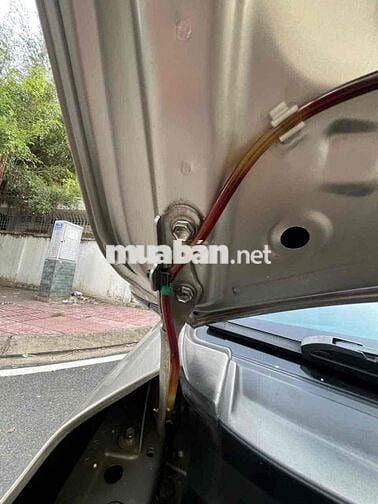 Toyota Vios Vàng cát Việt Nam