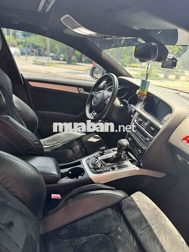 Audi A5 2009 Xám