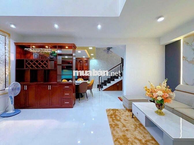 Cho Thuê Nhà HXH Quận Tân Bình Ngang 4x20m -- 4 Phòng Ngủ