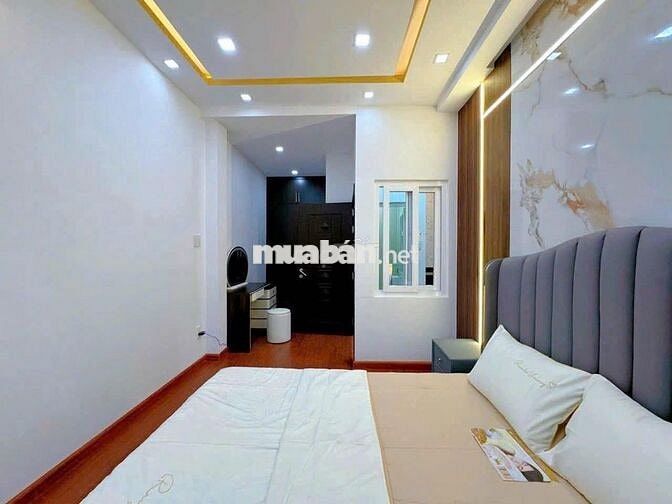 Cho Thuê Nhà HXH Quận Tân Bình Ngang 4x20m -- 4 Phòng Ngủ