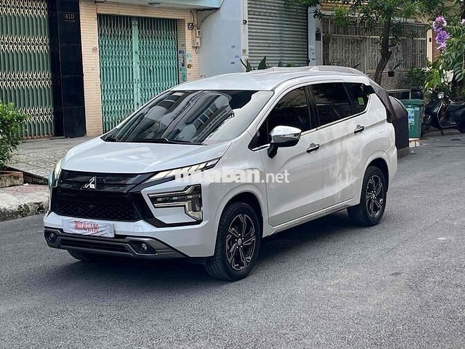 Mitsubishi Xpander Premium 2023 Trắng 7 chỗ