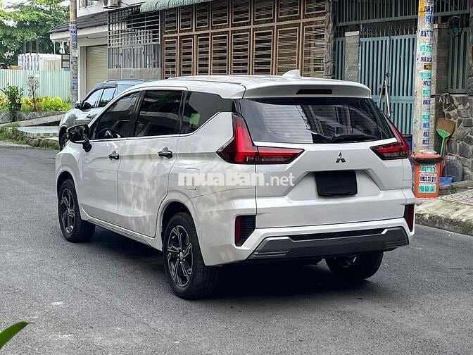 Mitsubishi Xpander Premium 2023 Trắng 7 chỗ
