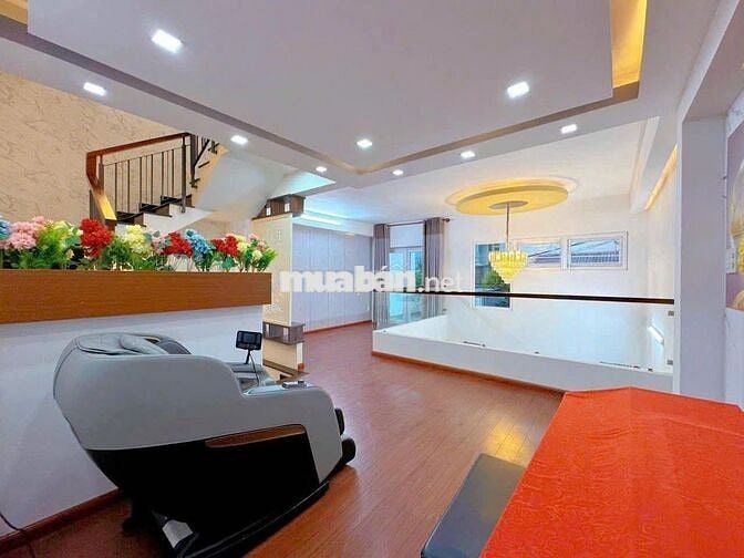 Cho Thuê Nhà HXH Quận Tân Bình Ngang 4x20m -- 4 Phòng Ngủ