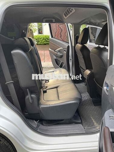 Mitsubishi Xpander Premium 2023 Trắng 7 chỗ