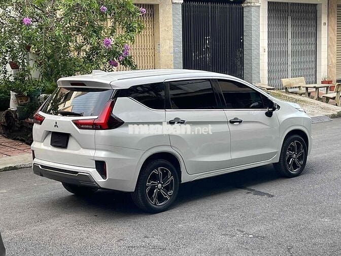 Mitsubishi Xpander Premium 2023 Trắng 7 chỗ