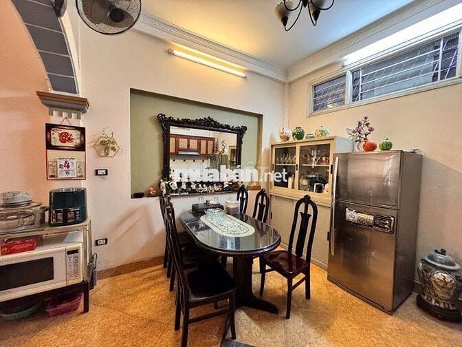 Bán gấp !!! Nhà đẹp lô góc thoáng sáng , nội thất sang trọng - 40m2 